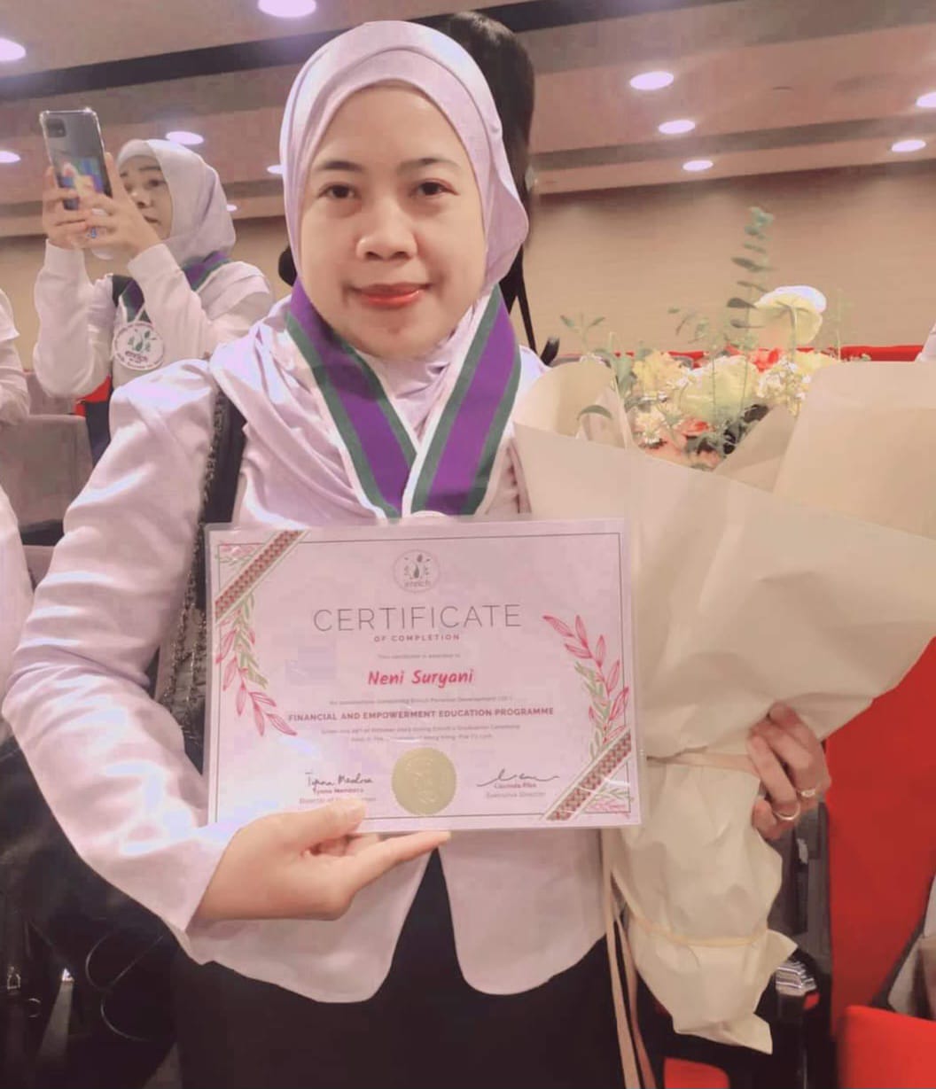Neni Suryani